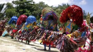 Maracatu O que é dança origem rural nação instrumentos baque solto