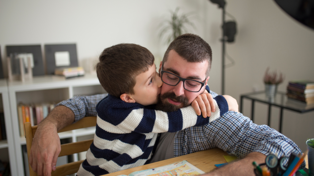 Atenção papais aprendam como ensinar seu filho a dizer obrigado