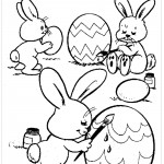 Coelhinhos Pintando Ovinhos de Páscoa