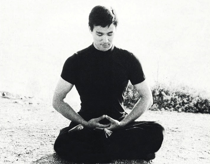 Bruce Lee meditava constantemente