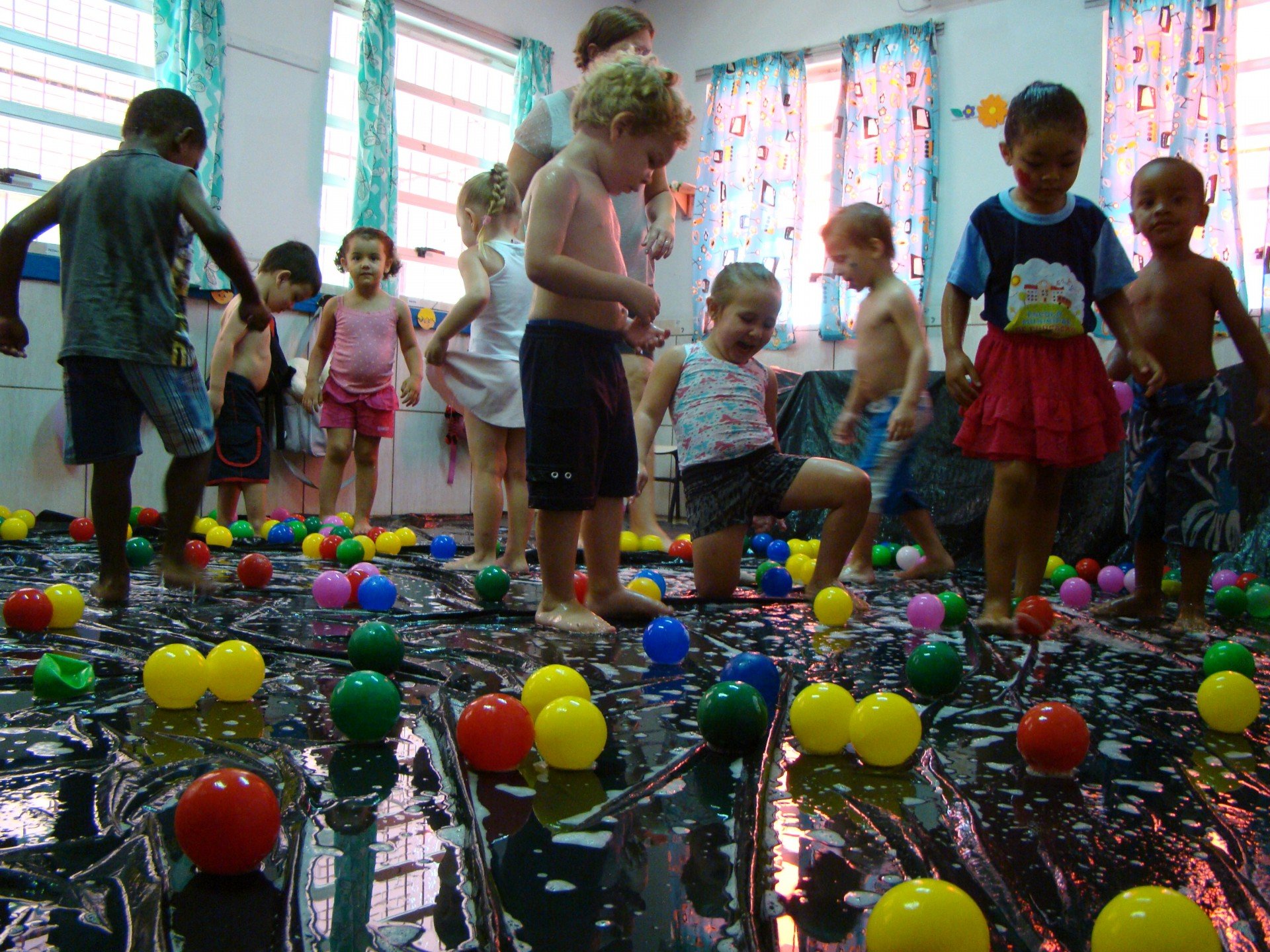 Melhores Jogos e Brincadeiras na Educação Infantil