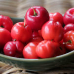 Fruta com A – Acerola