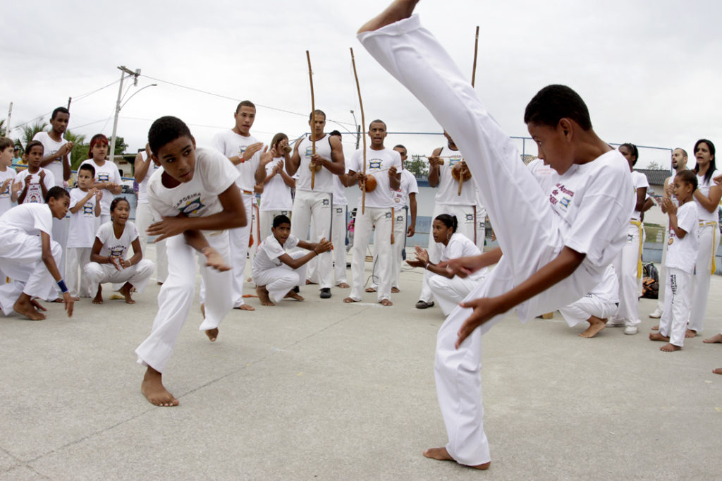 Danças brasileiras: Roda de capoeira