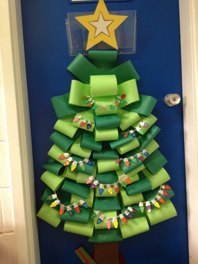 related-image-door-decorations-classroom-christmas-christmas