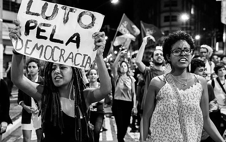 Democracia brasileira