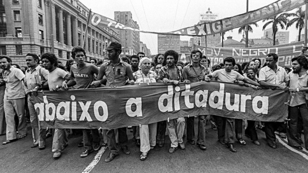 Questões ditadura militar