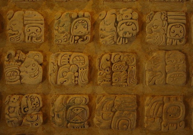 Escrita maia