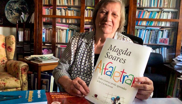 Magda Soares é uma das pesquisadoras mais importantes da área educacional voltada para a infância