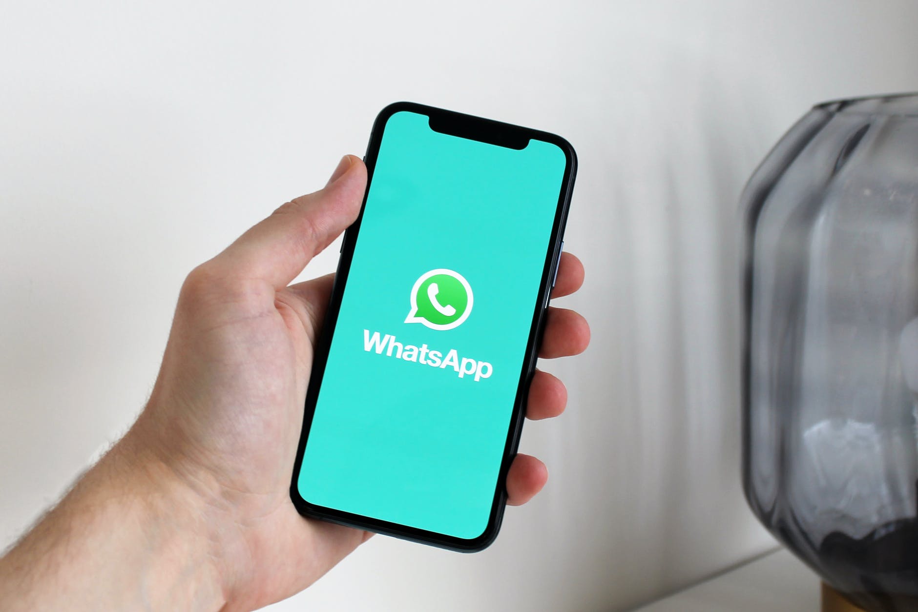 Como ouvir os áudios do whatsapp antes de enviar