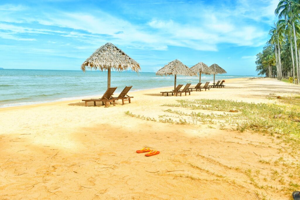 Confira o que determina comprar uma viagem para um praia chique.