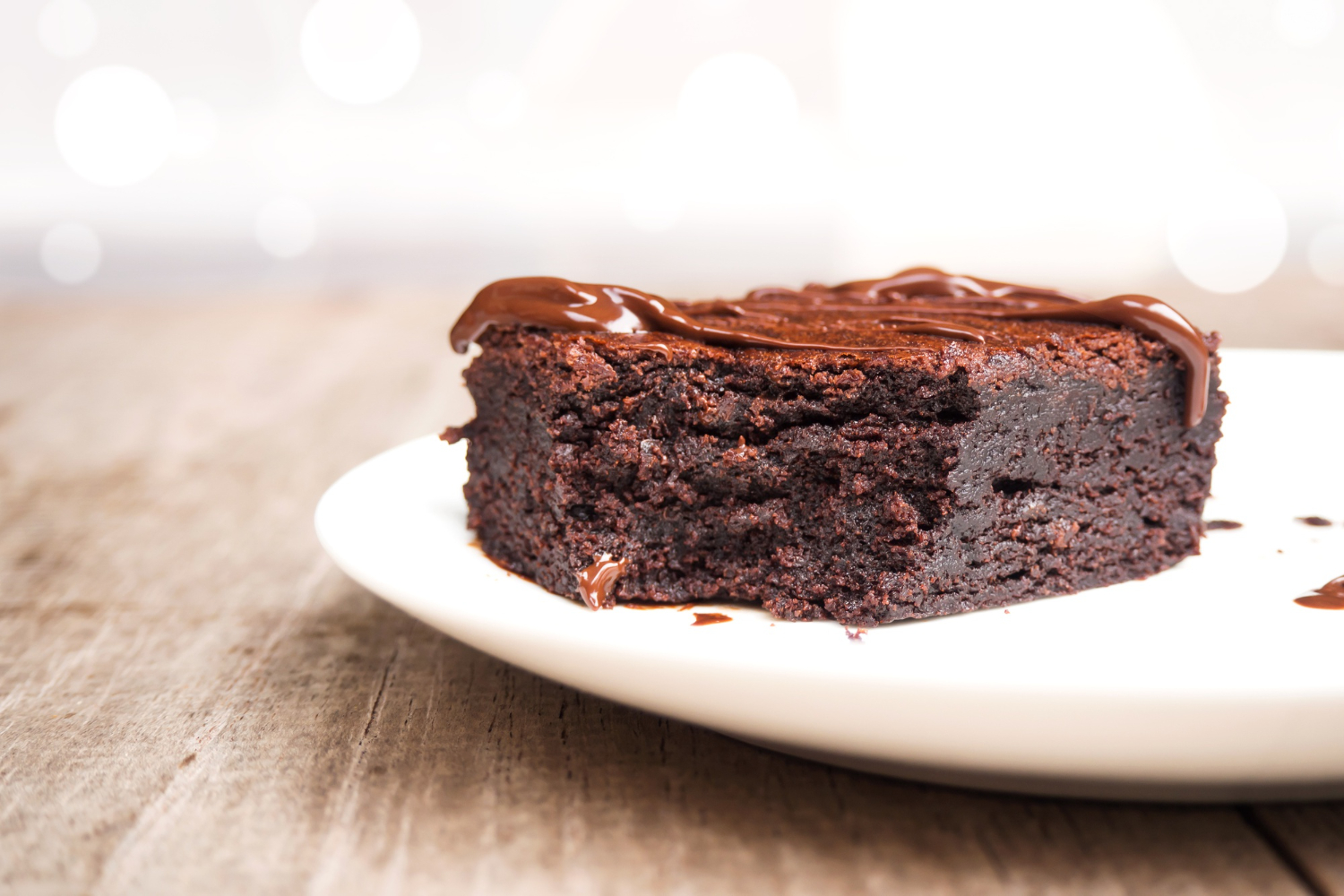 Brownie fácil e prático: Aprenda agora a fazer essa receita deliciosa com achocolatado!