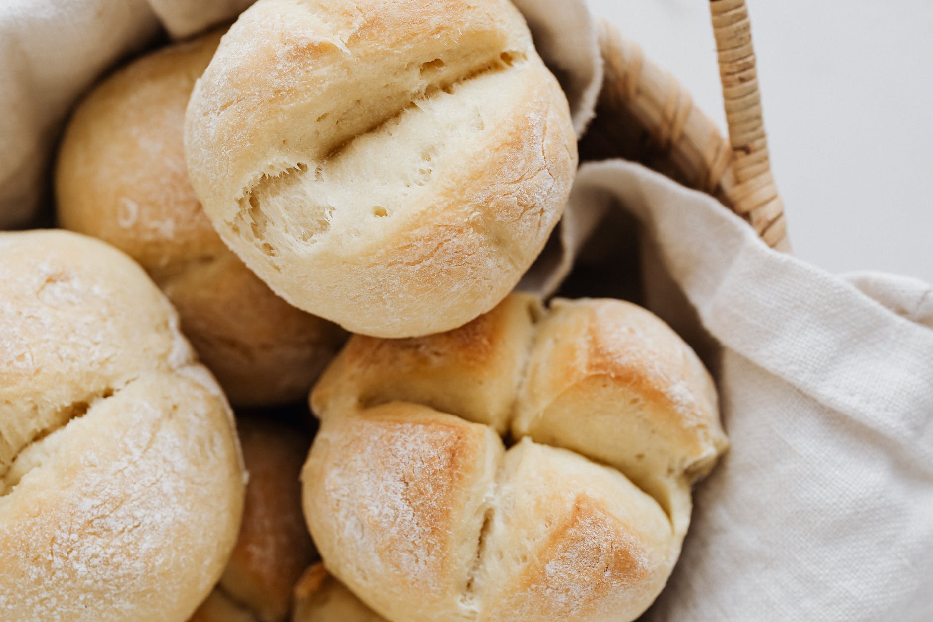 Comer pão engorda: Verdade ou mito?
