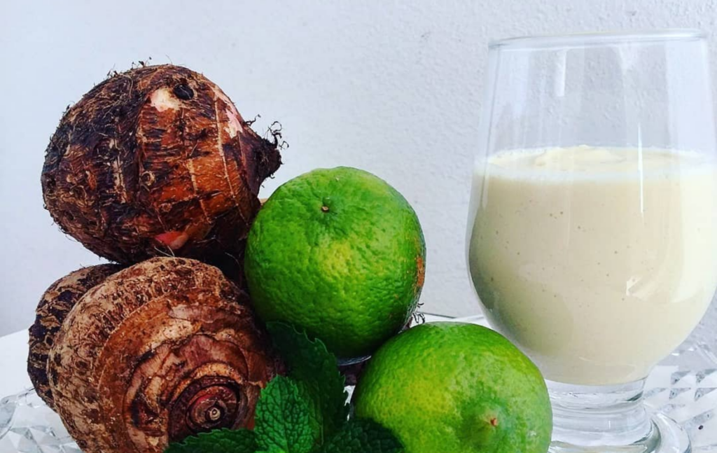Suco de limão com inhame: aprenda como preparar esse tônico poderoso para a imunidade