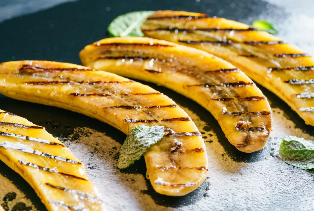 Banana com canela no micro-ondas: Opção de lanche prático e gostoso!
