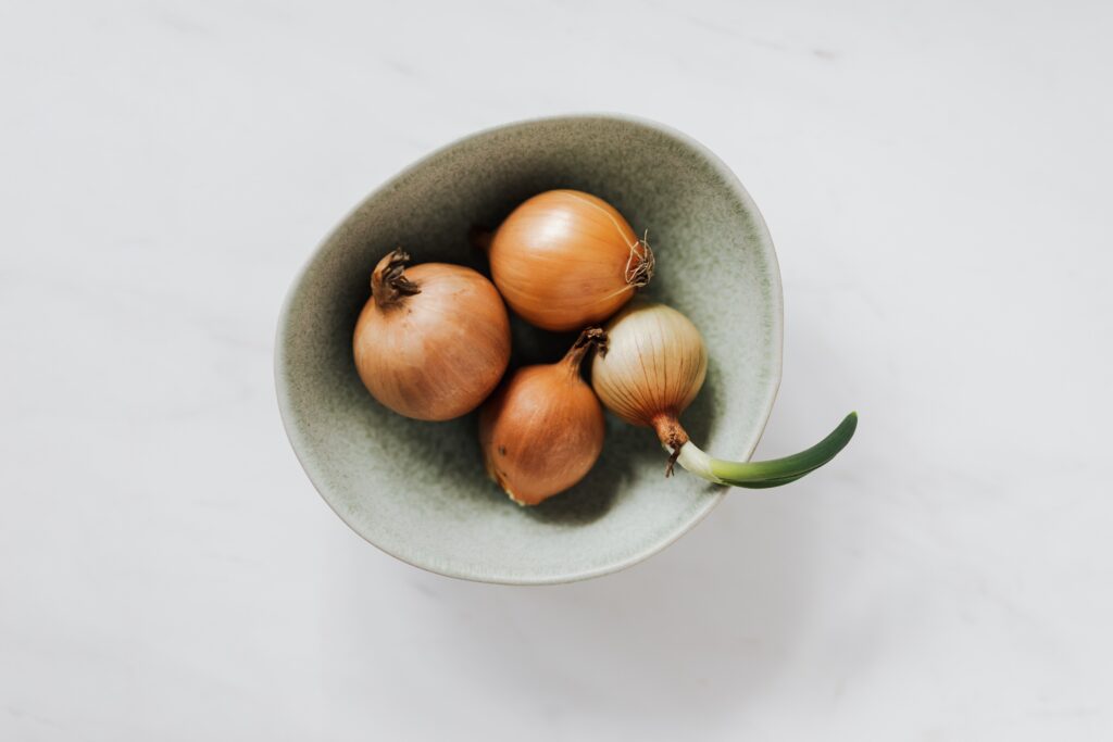 Como fazer chá de casca de cebola, Foto: Pexels.