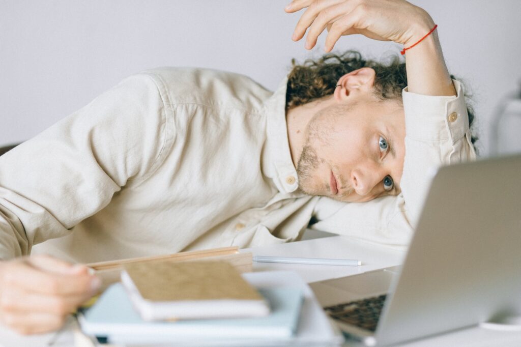 Como identificar a síndrome de Burnout.