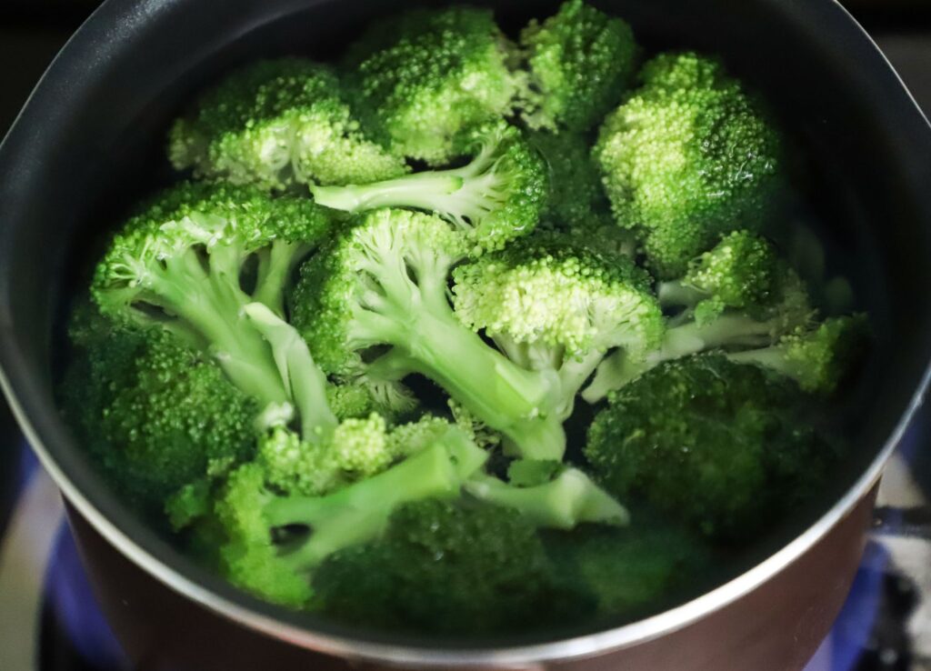 Conheça agora 5 alimentos poderosíssimos no combate à prisão de ventre!