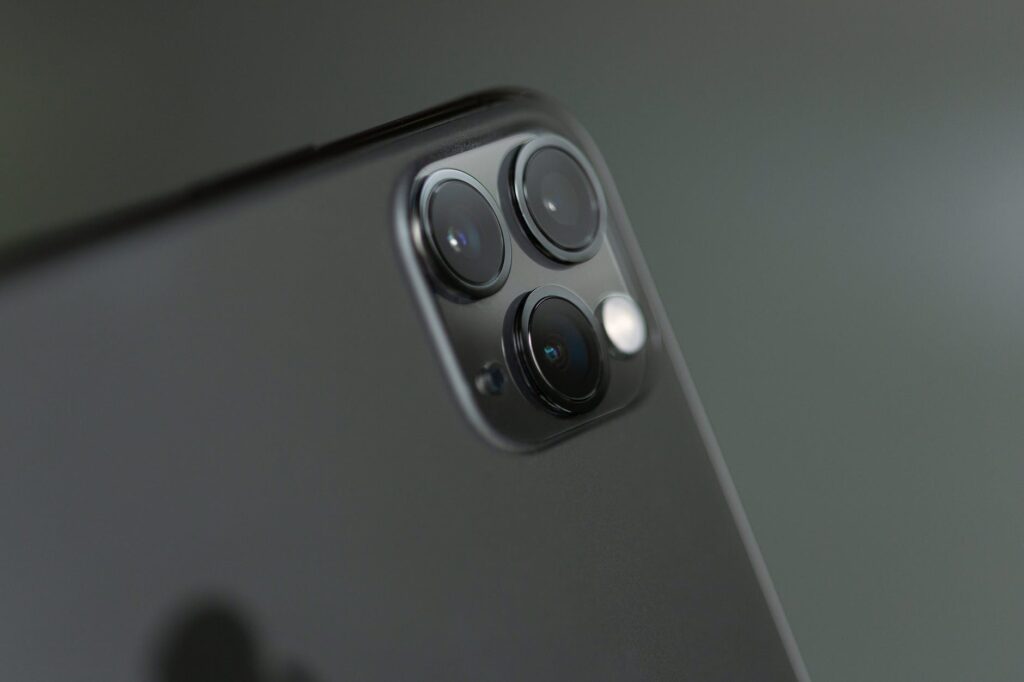 Após multa por prática abusiva, a Apple deve explicar-se perante júri
