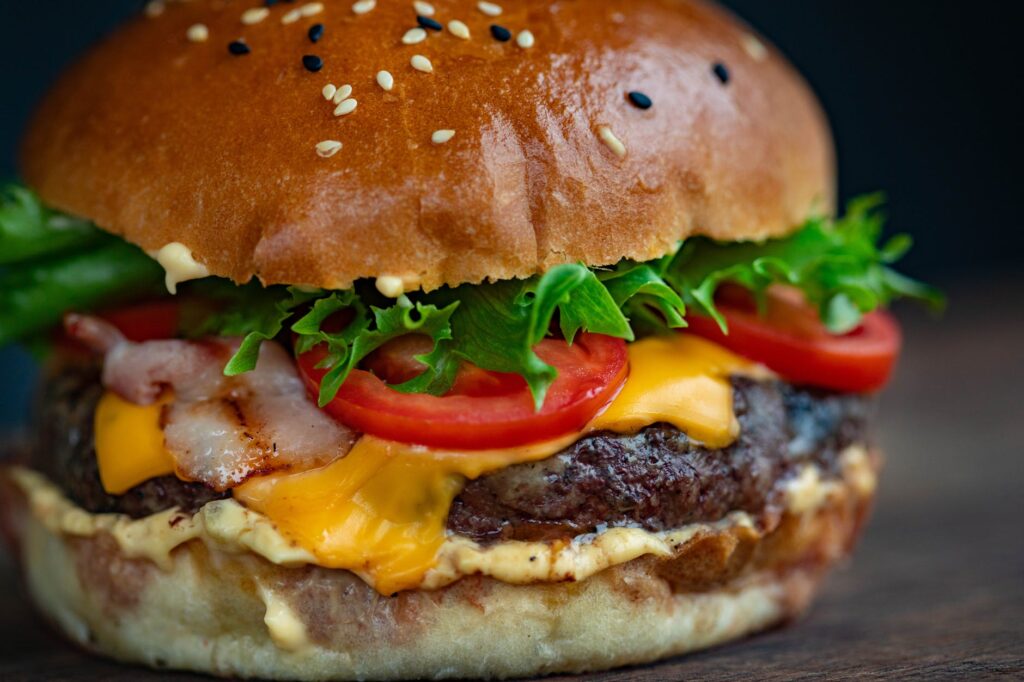 Hamburguer caseiro.
