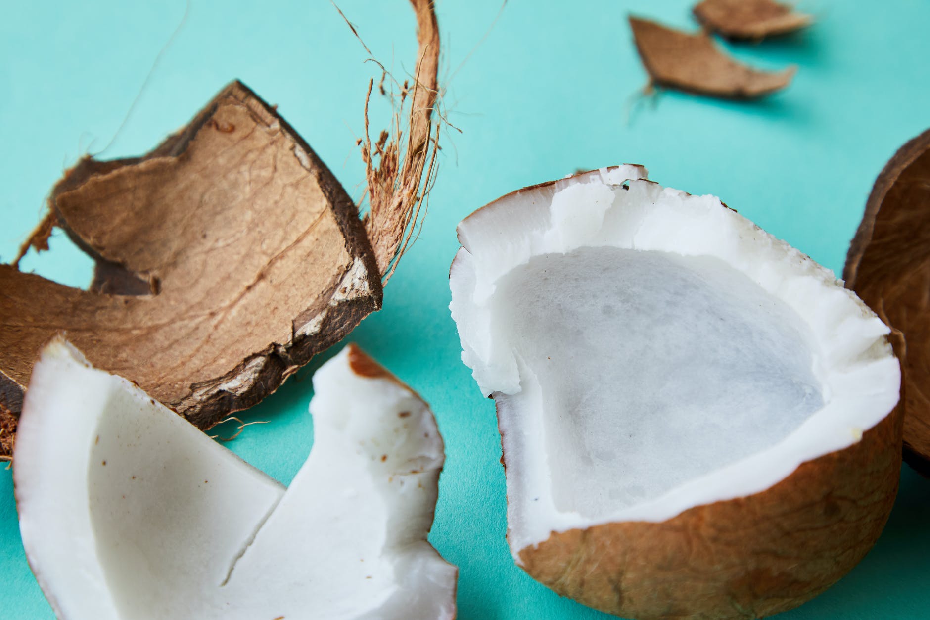 Como aproveitar a casca do coco? Confira dicas incríveis