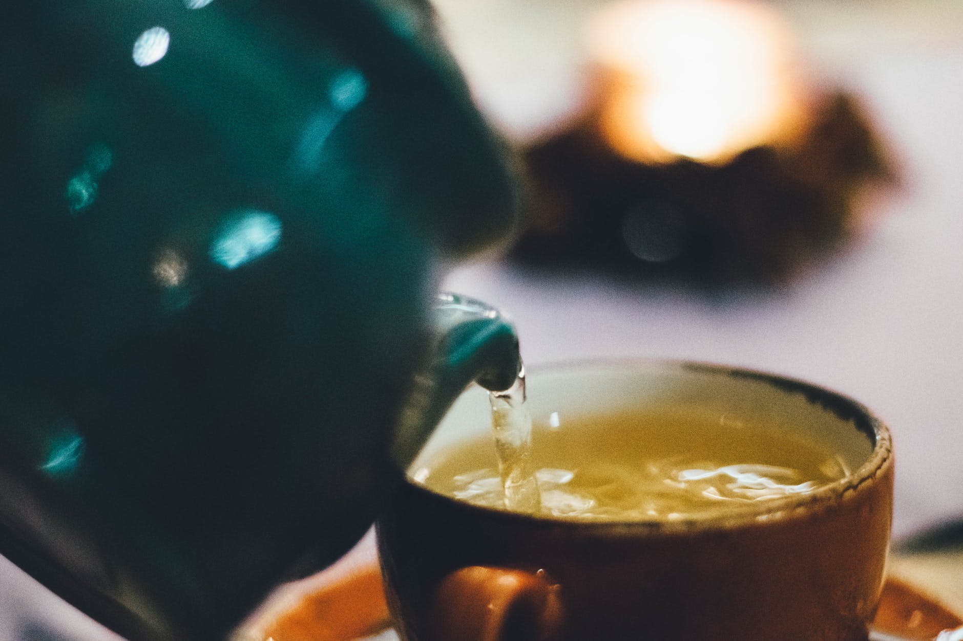 Chá de Marcela: Confira 5 benefícios e inclua essa bebida na sua rotina