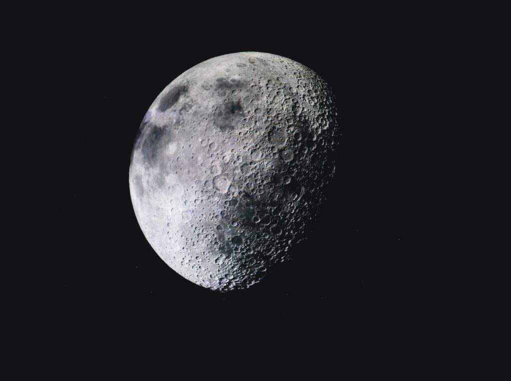 Eclipses e Fenômenos Astronômicos em 2022: Confira as datas!