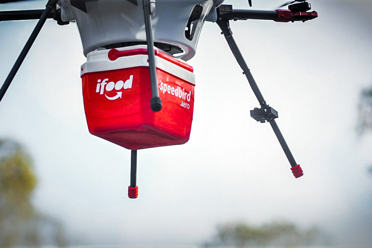 Anac libera iFood para entregar pedidos com drones no Brasil