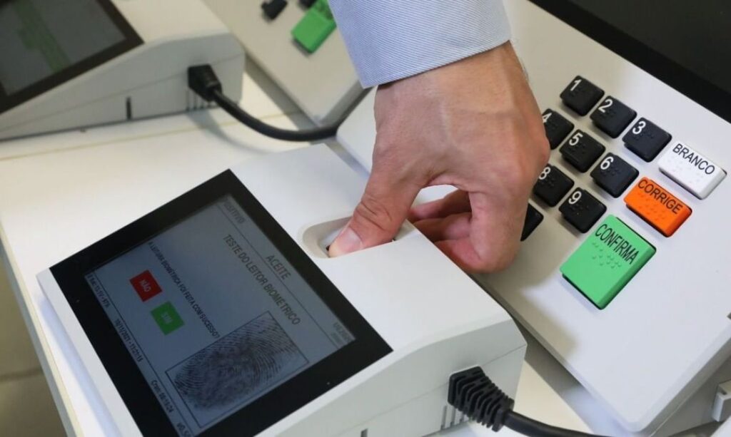 Ano de eleições: agora você pode consultar seu local de votação pela internet. Confira!