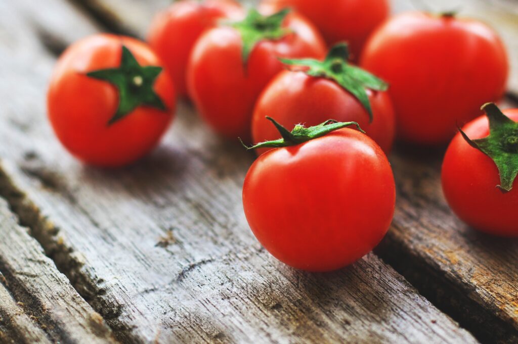 Como cultivar tomate cereja no vaso? Saiba como ter esse vegetal na sua casa
