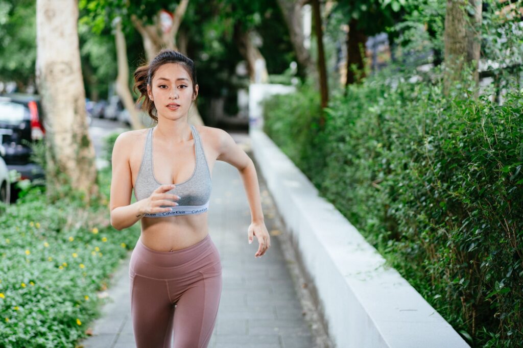 Veja como diminuir a glicose no sangue de forma natural e mantenha o diabetes bem longe com essas 5 dicas certeiras