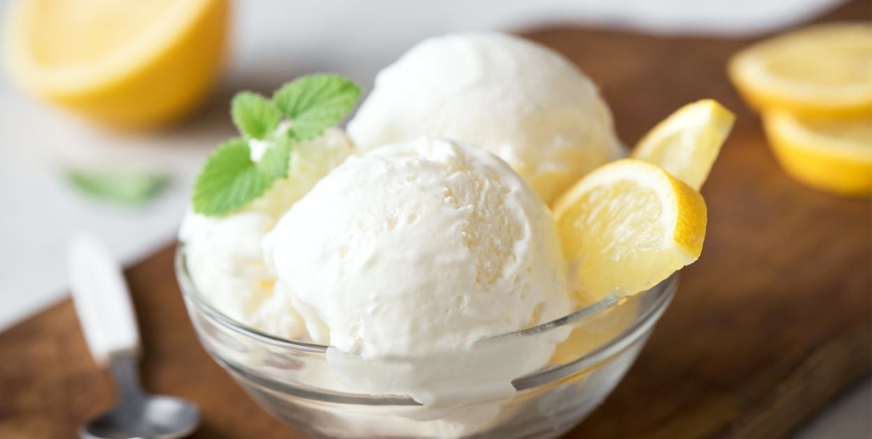 Com 3 ingredientes faça uma receita do sorvete de limão Moça delicioso