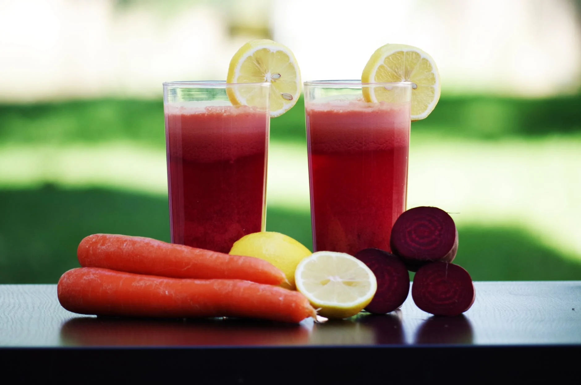Aprenda como fazer um delicioso suco detox que ainda auxilia no processo de emagrecimento
