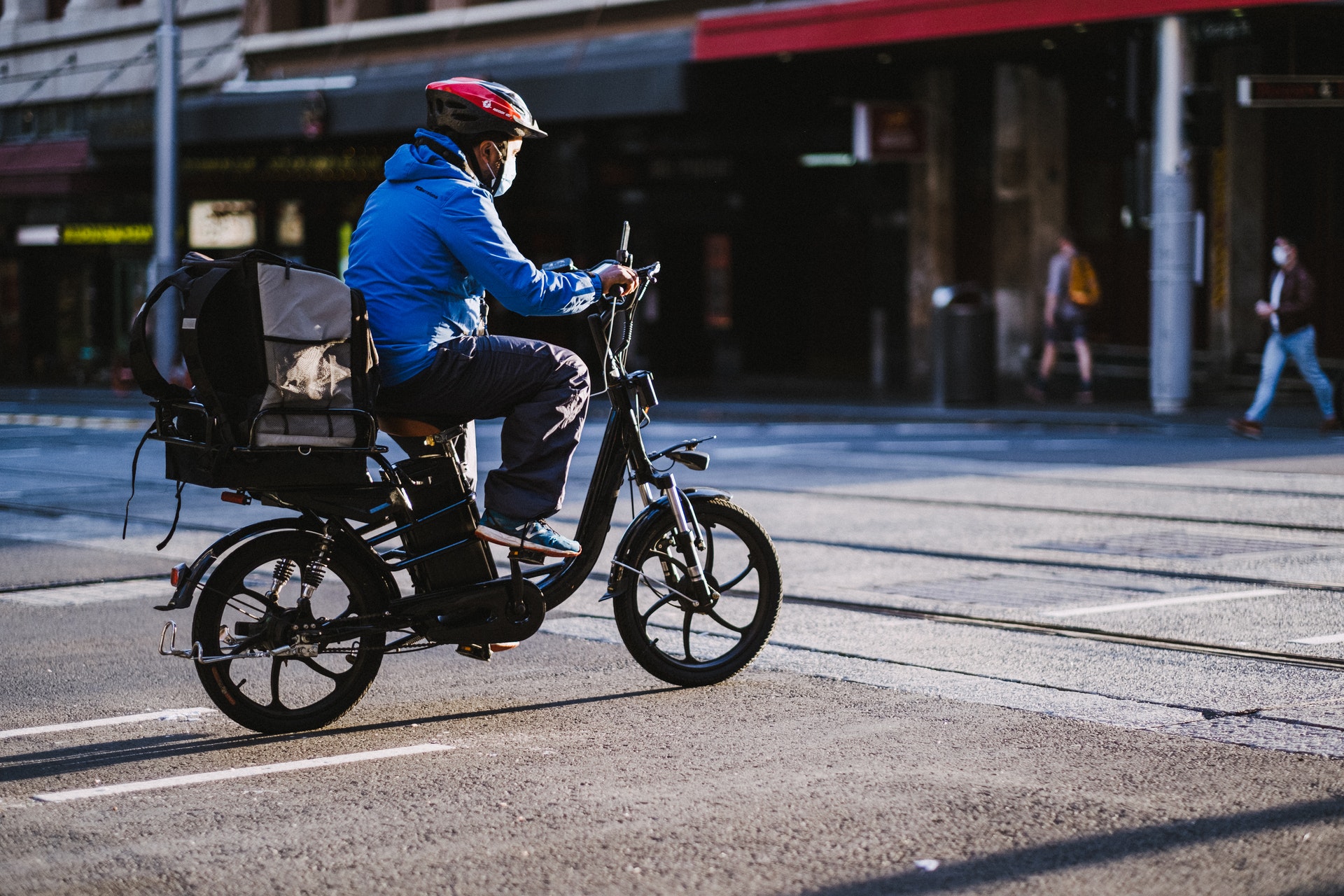 Bicicleta motorizada, Foto: Pexels.