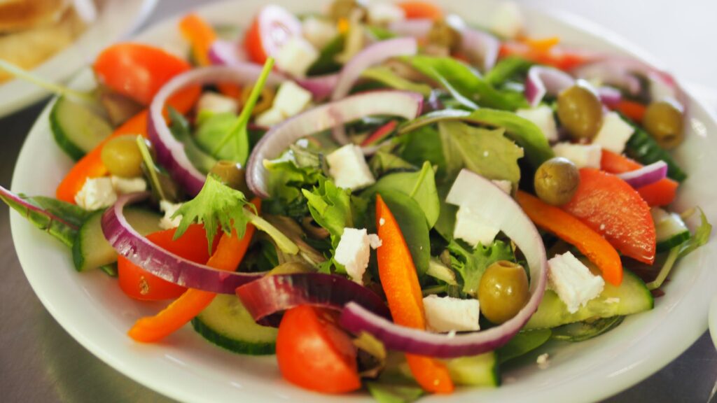 Veja 3 mitos e verdades sobre alimentação saudável