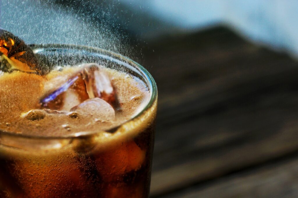 Coca-Cola sabor “Metaverso”: Conheça a nova edição inspirada no universo digital