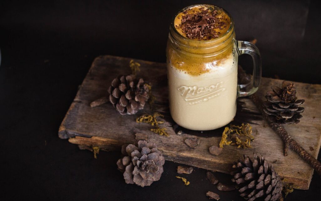 Aprenda a fazer o Café Cremoso “Dalgona”