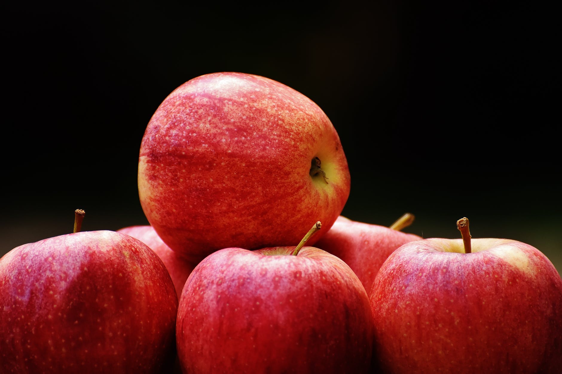 Saiba quais as vantagens de incluir a maçã na sua alimentação!