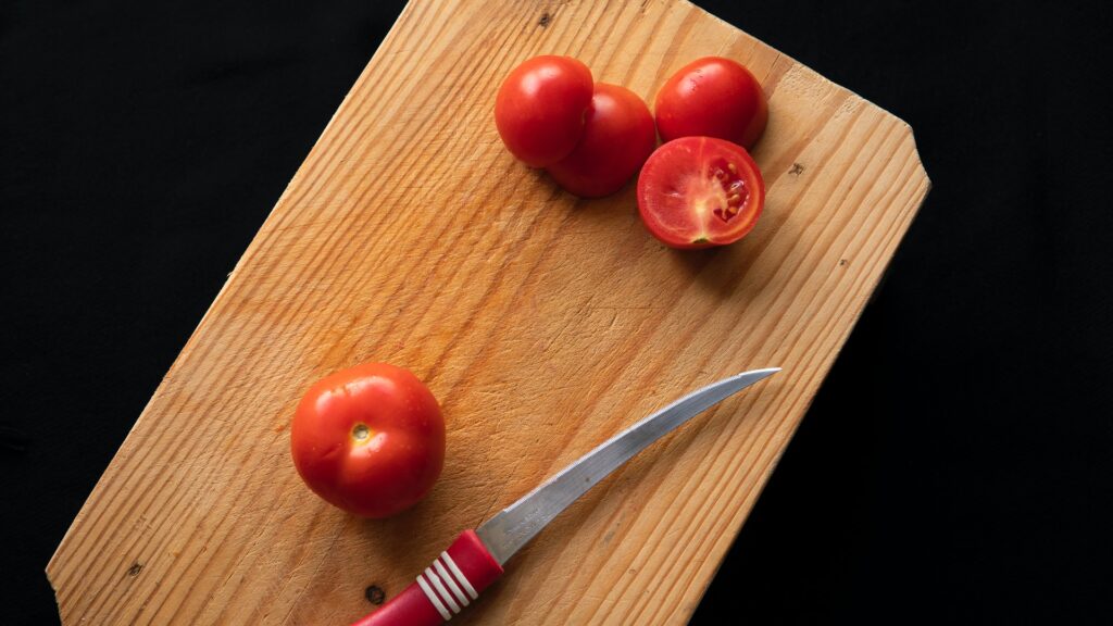 Suco de limão e tomate, Foto: Pexels.