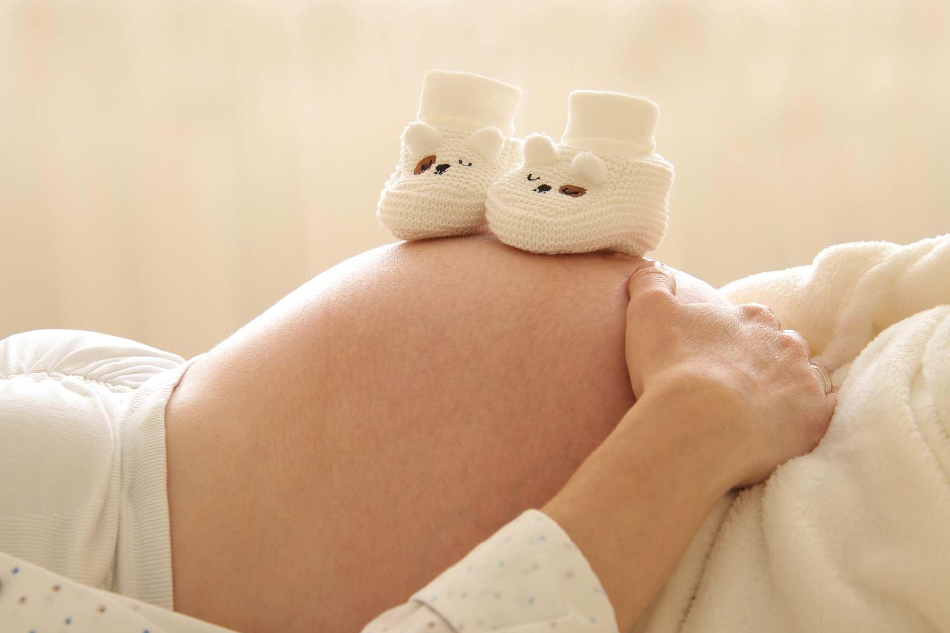 Licença maternidade: há diferença entre adoção e gravidez? (13/03)