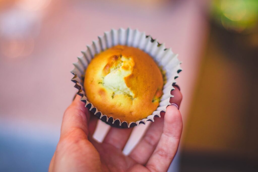 Receita de bolo de laranja de caneca que você vai se apaixonar!