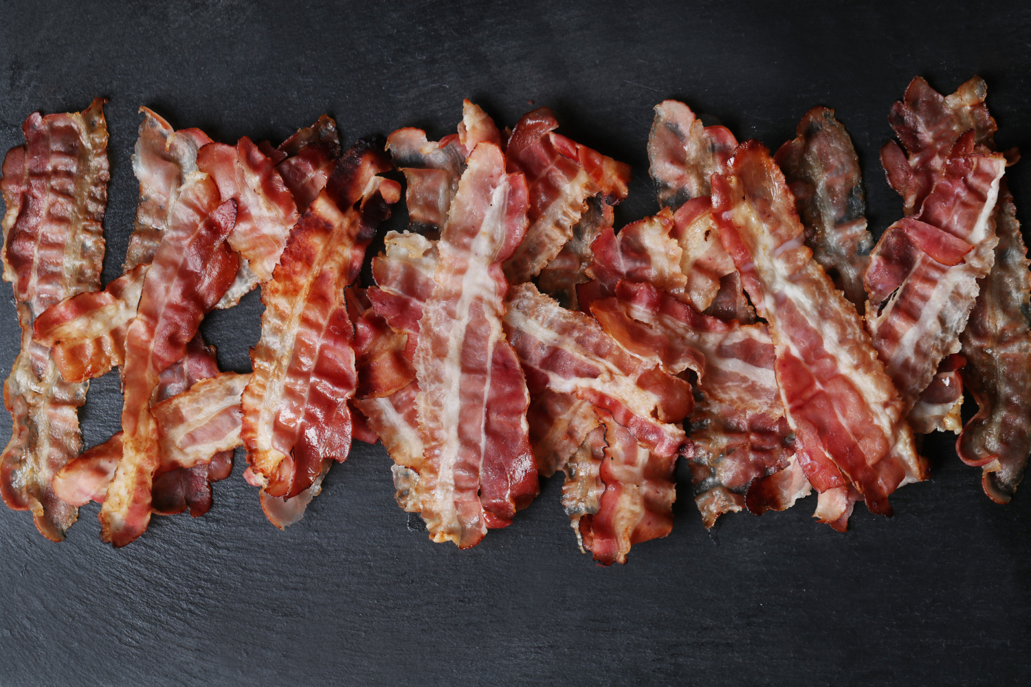 O que acontece com o seu organismo ao comer bacon todos os dias?