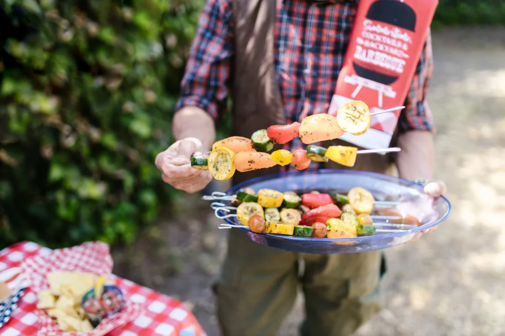 Como fazer um espetinho de frutas grelhadas