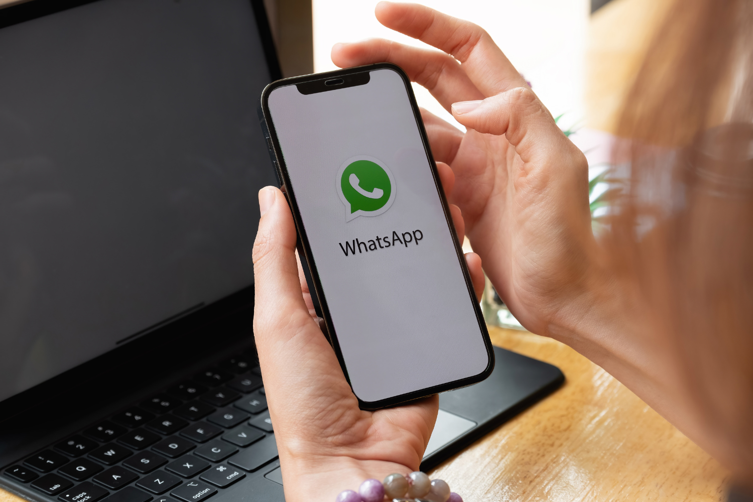 como proteger a conta do whatsapp
