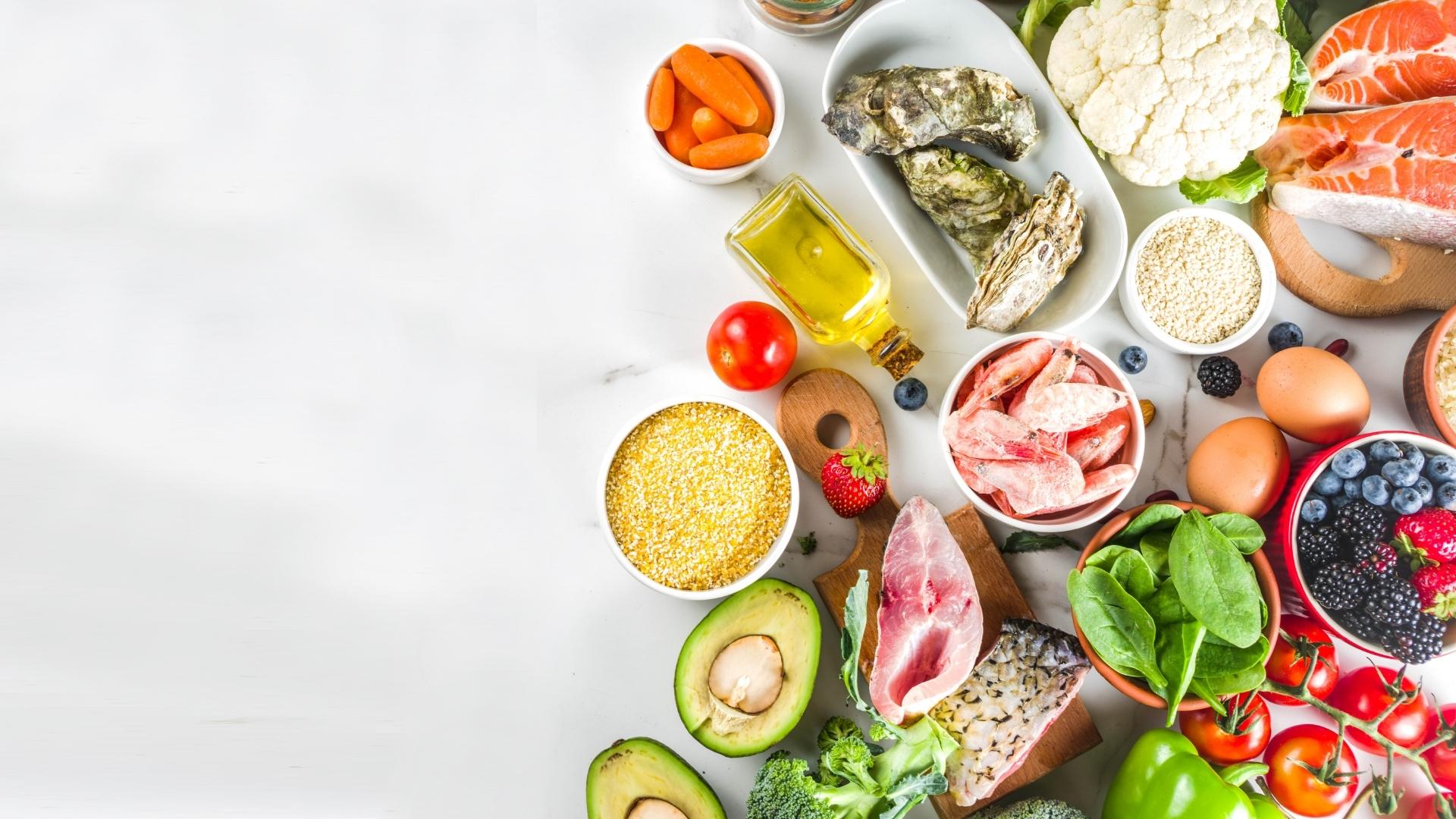 Se você quer reduzir o inchaço, precisa incluir esses alimentos na dieta