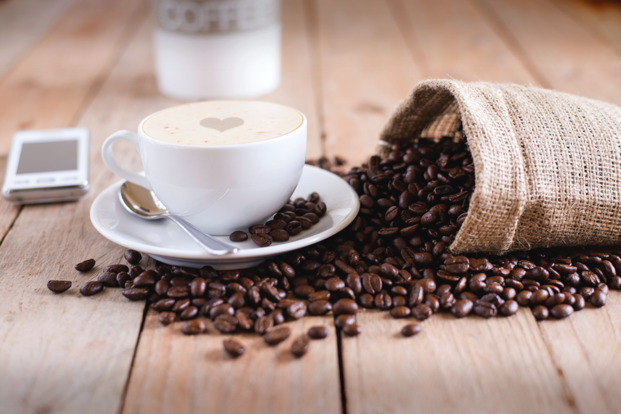 Aprenda cómo beber café ayuda a prevenir enfermedades y prolongar la vida