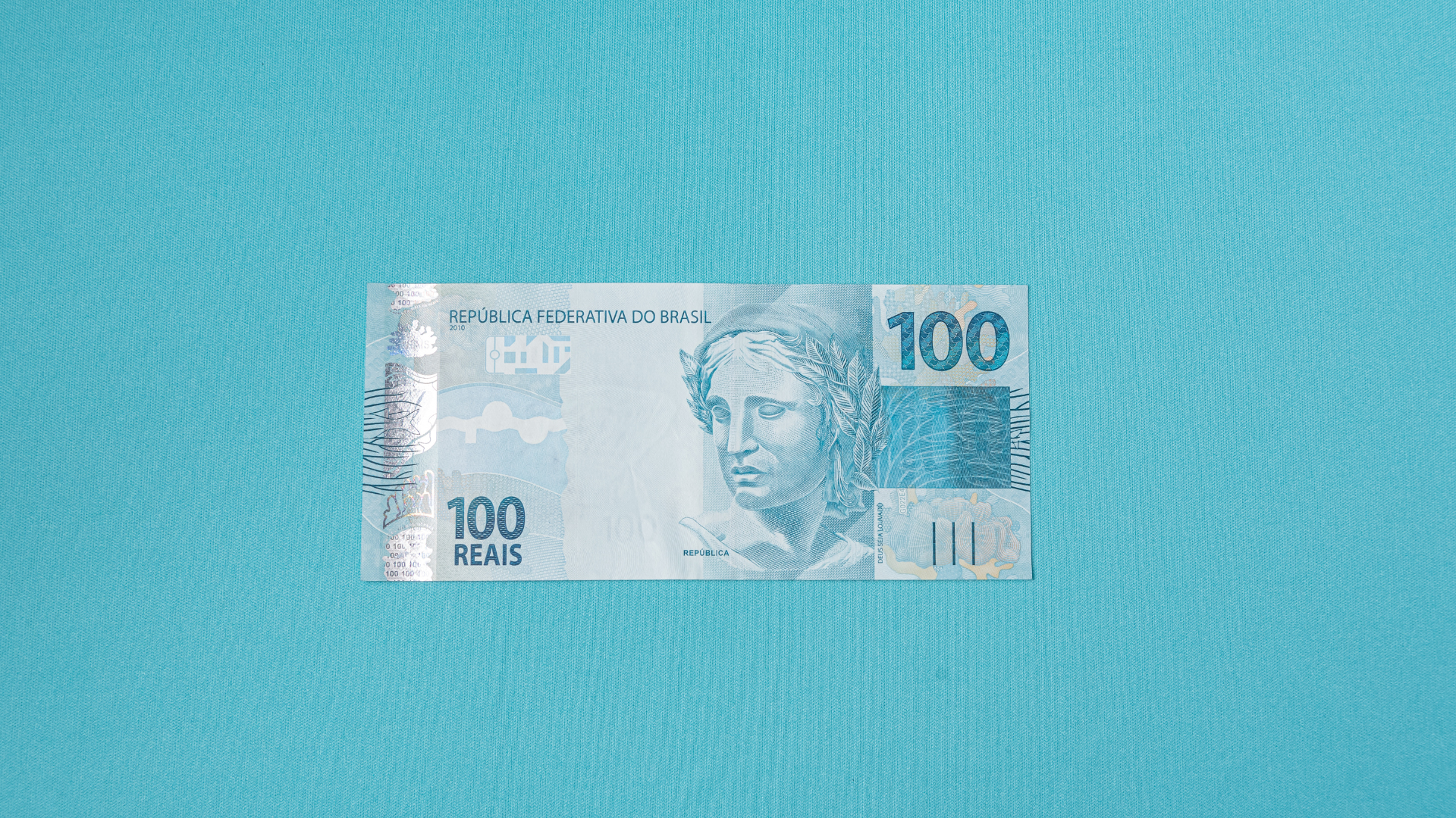Quanto vale uma cédula de R$ 100