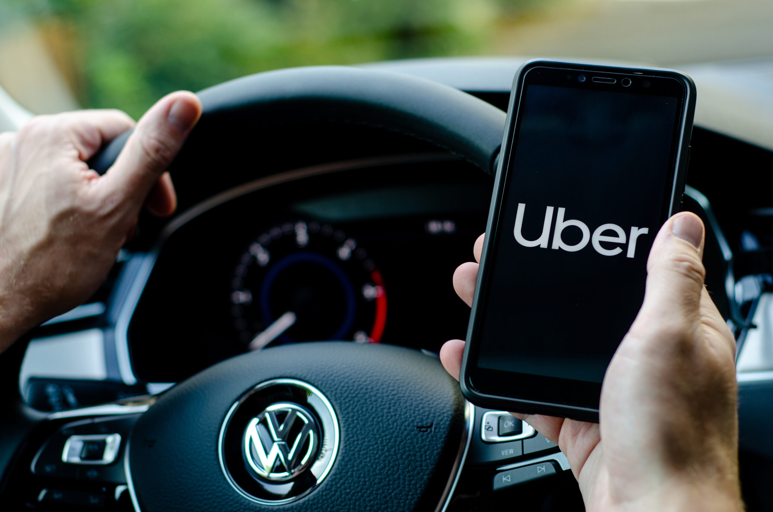 Veja algumas frases que mais irritam quem anda de Uber (segundo passageiros)