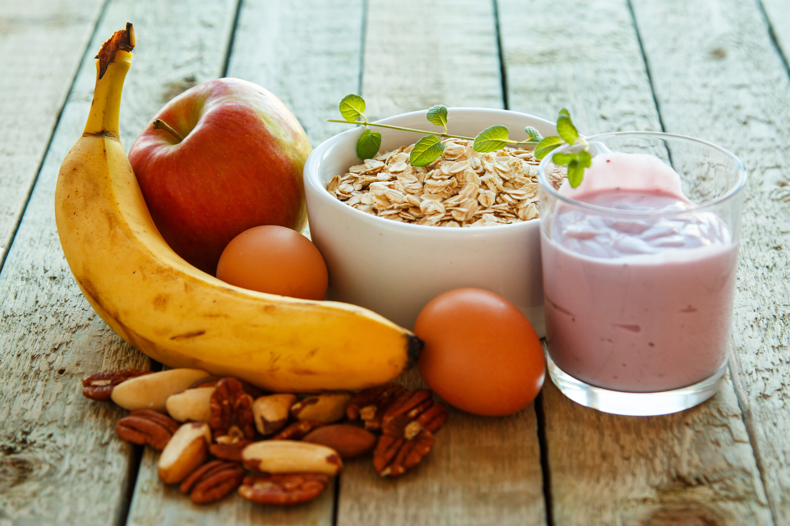 Estes 7 alimentos ricos em proteínas vão deixar o café da manhã turbinado