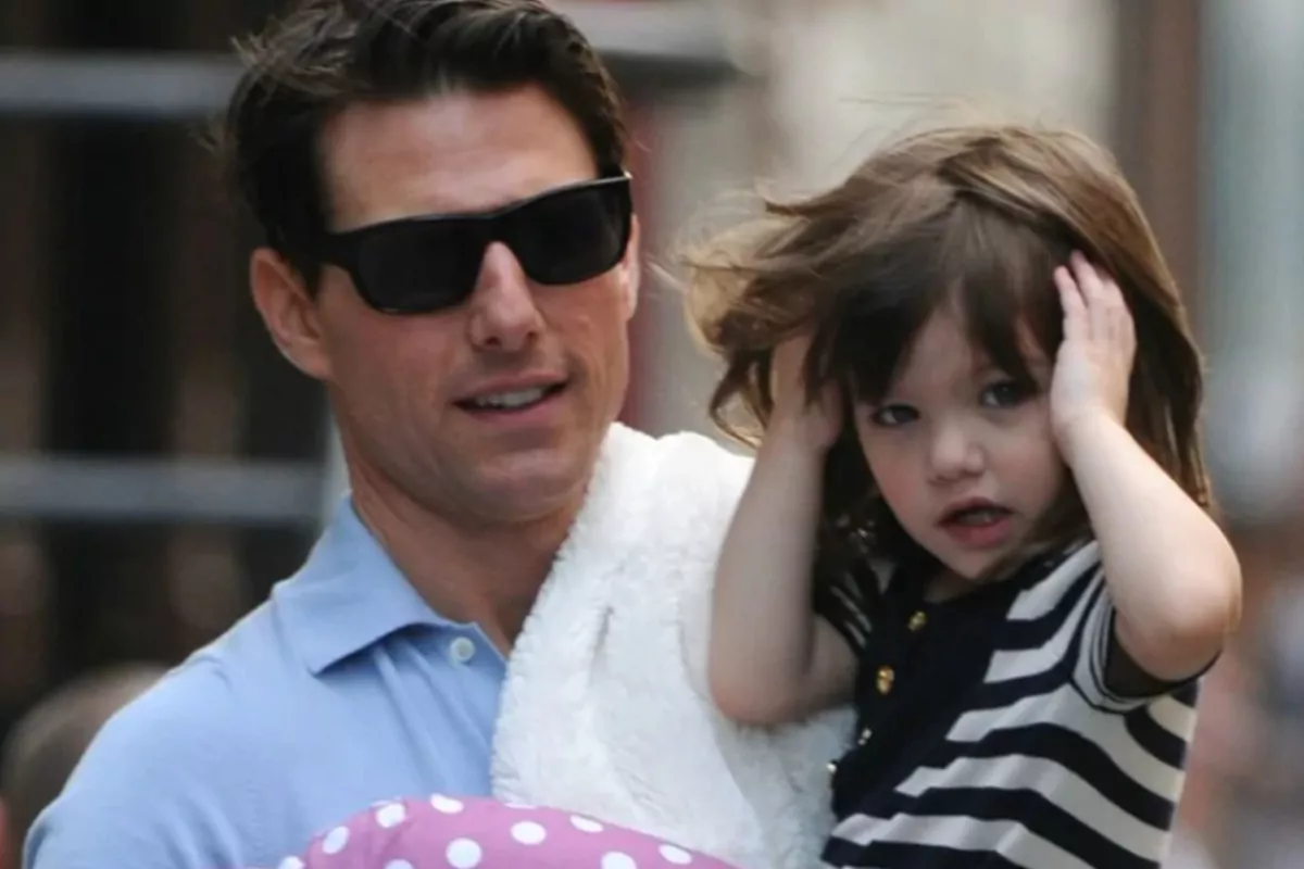 Tom Cruise não é visto com filha Suri há mais de 10 anos