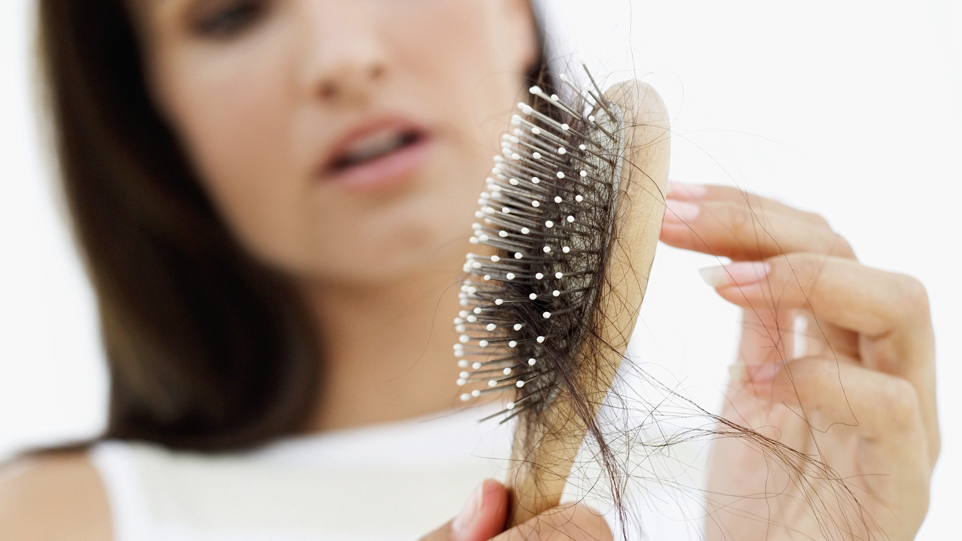 O que pode causar queda de cabelo